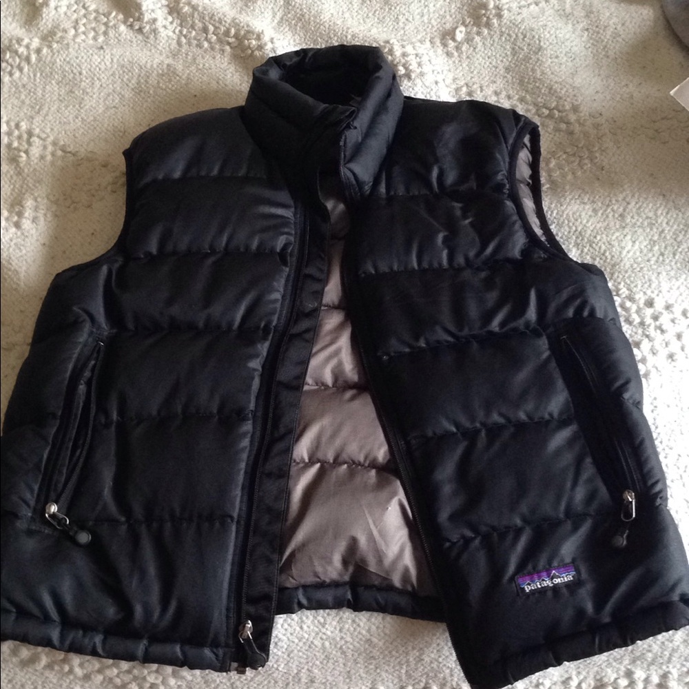 Patagonia vest size small